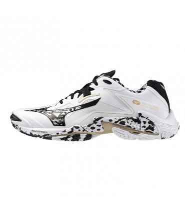 MIZUNO WAVE LIGHTNING Z8